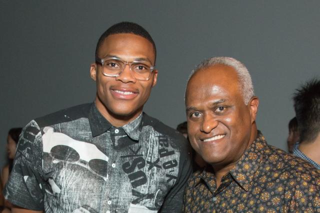 解雇经纪人韦少释放离队信号？新帅要求他或难接受